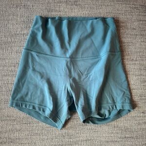 Lululemon align 4” shorts